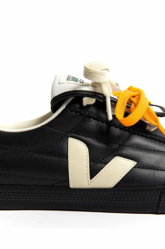 VEJA X MAGLIANO Panenka Leather Sneakers Black - Wrong Weather