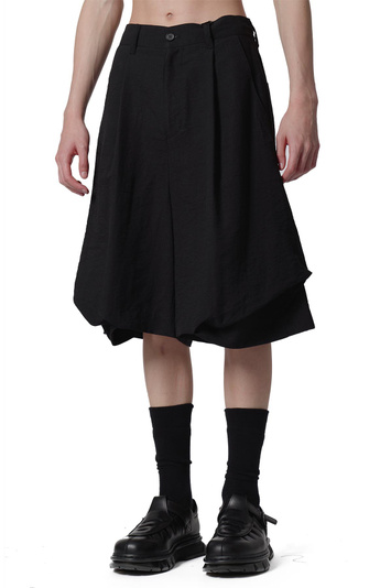 SONGZIO Bias Drape Shorts Black