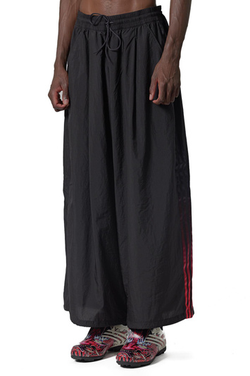 Y-3 Gradient Stripes Nylon Wide Trousers . Men . M