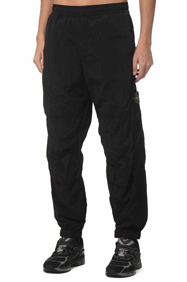 STONE ISLAND 30919 ナイロンメタルインエコニール®パンツ ブラック