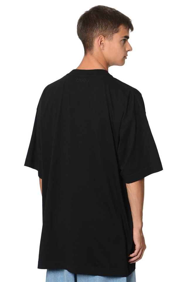 VETEMENTS Flag Logo T-shirt Black - Wrong Weather