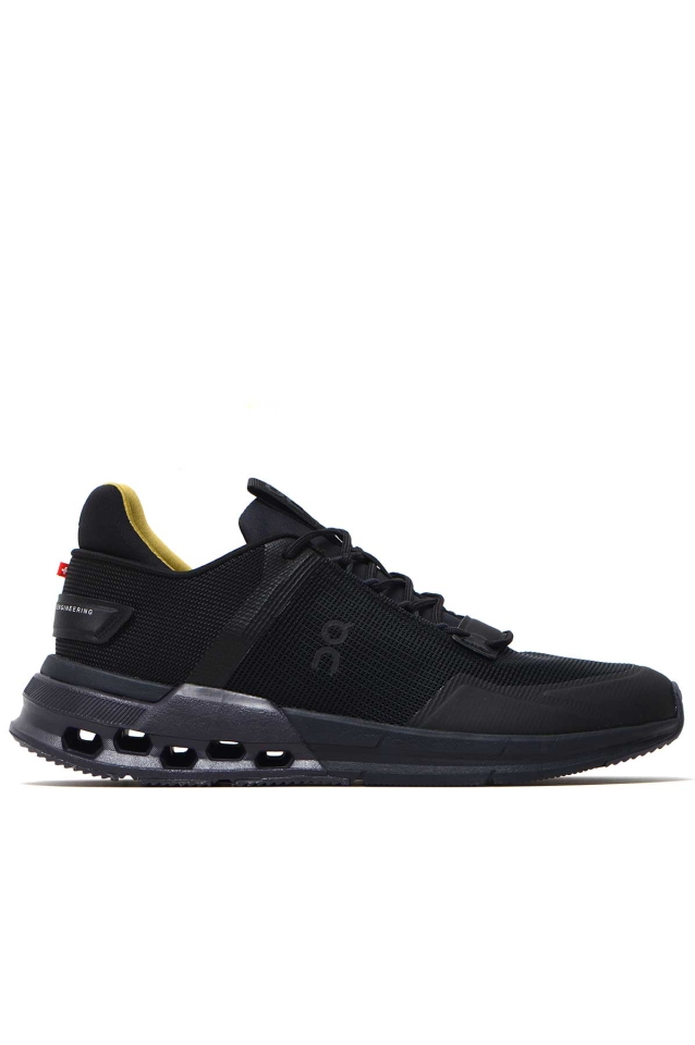 Cloudnova Flux Sneakers in Black - On