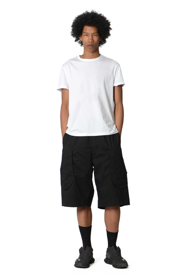 STONE ISLAND Shadow Project L0228 Cargo Shorts Negro - Wrong Weather