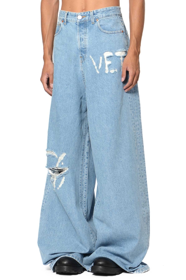VETEMENTS Logo Destroyed Baggy Jeans Light Blue - Wrong Weather