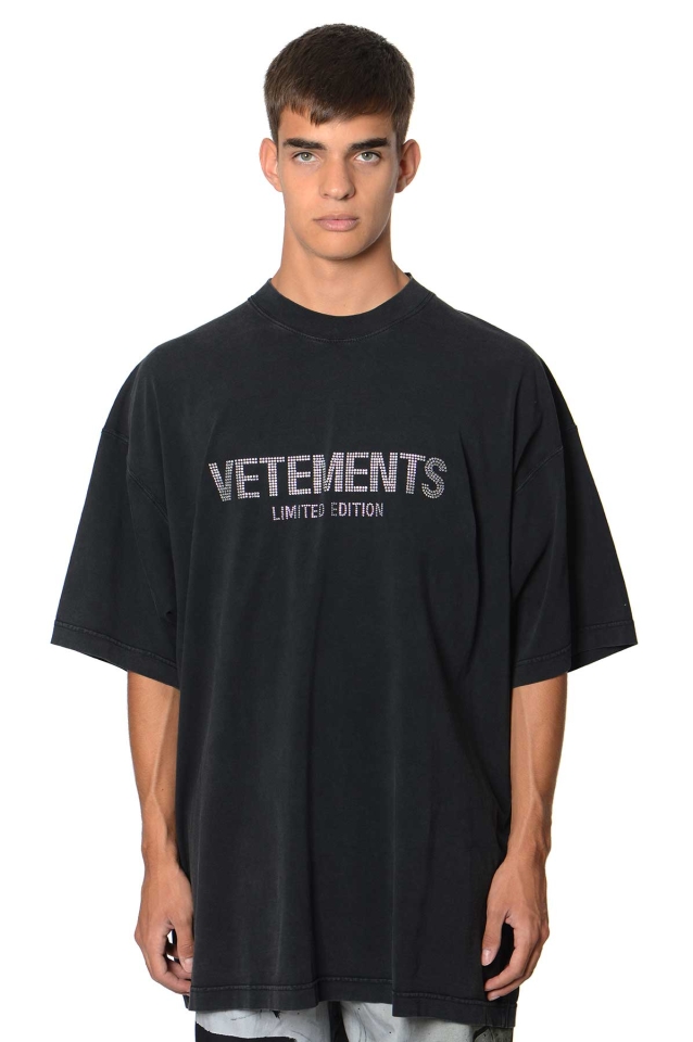 VETEMENTS Limited Edition Crystal Logo T-shirt Black - Wrong Weather