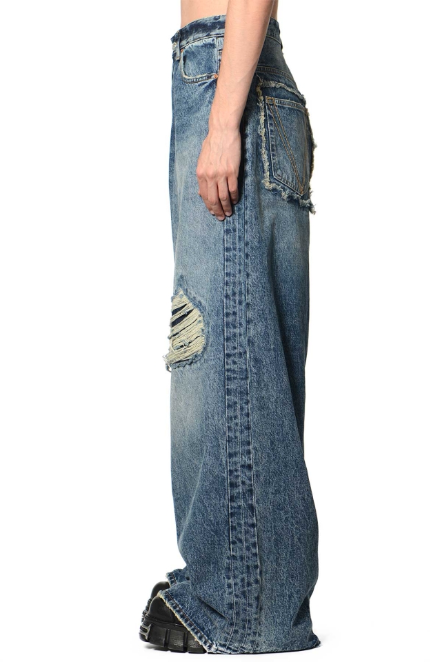 VETEMENTS Baggy Jeans Medium Blue - Wrong Weather